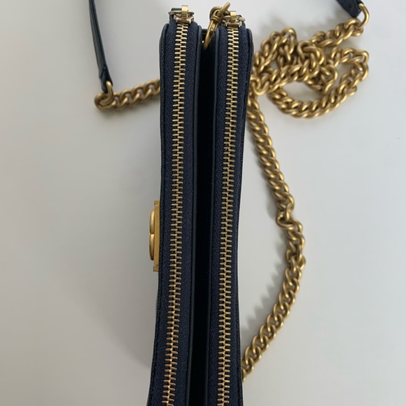 CHANEL Boy Wallet on Chain - Picture 6 of 15